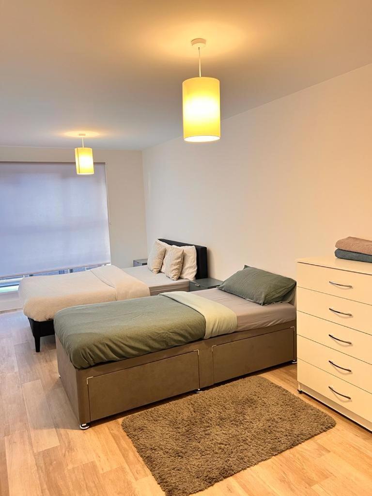 Modern-New Build Apartment In バーミンガム エクステリア 写真